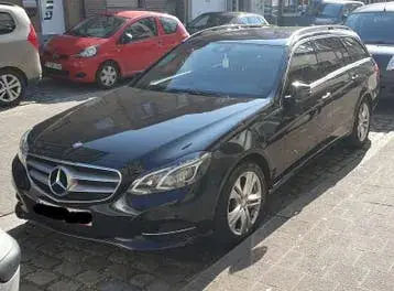 Mercedes-Benz E200