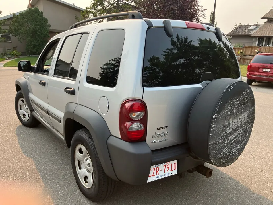 Jeep Liberty 2006 photo 5