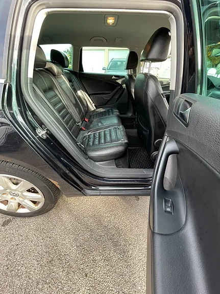 Volkswagen Passat 2010 photo 5