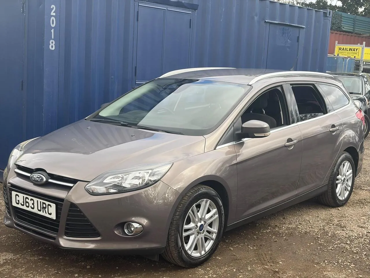 Ford Focus 2013 photo 2