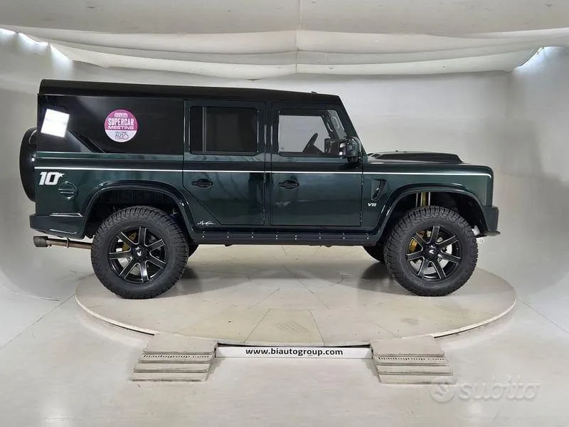 Land Rover Defender 2026 photo 5