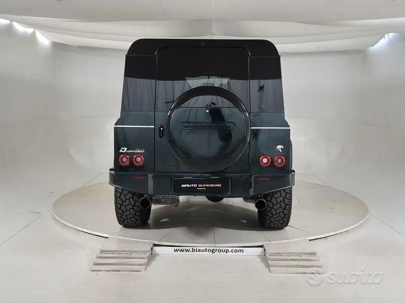 Land Rover Defender 2026 photo 3