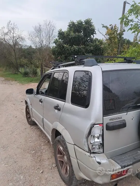 Suzuki Grand Vitara 2005 photo 2