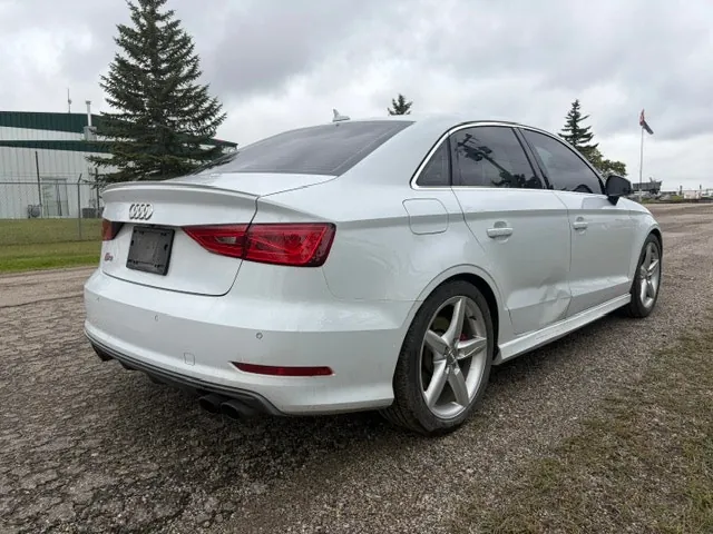 Audi S3 2015 photo 3