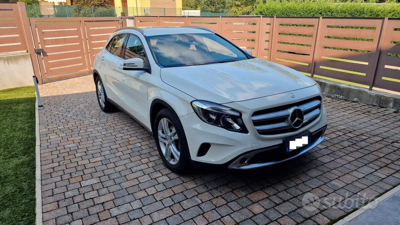 Mercedes-Benz Gla 2016 photo 4