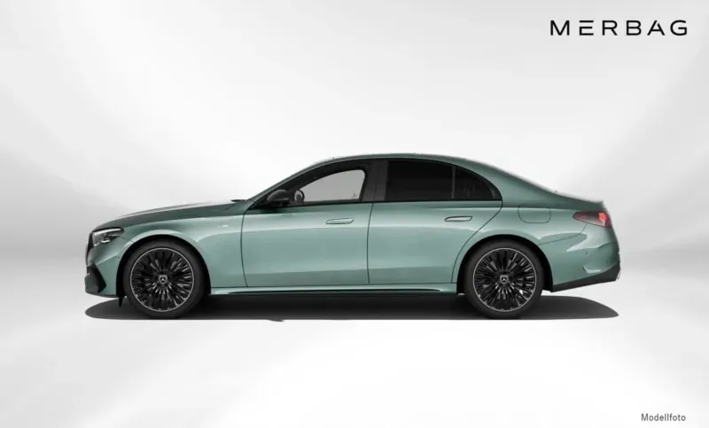 Mercedes-Benz E-Class 2025 photo 2
