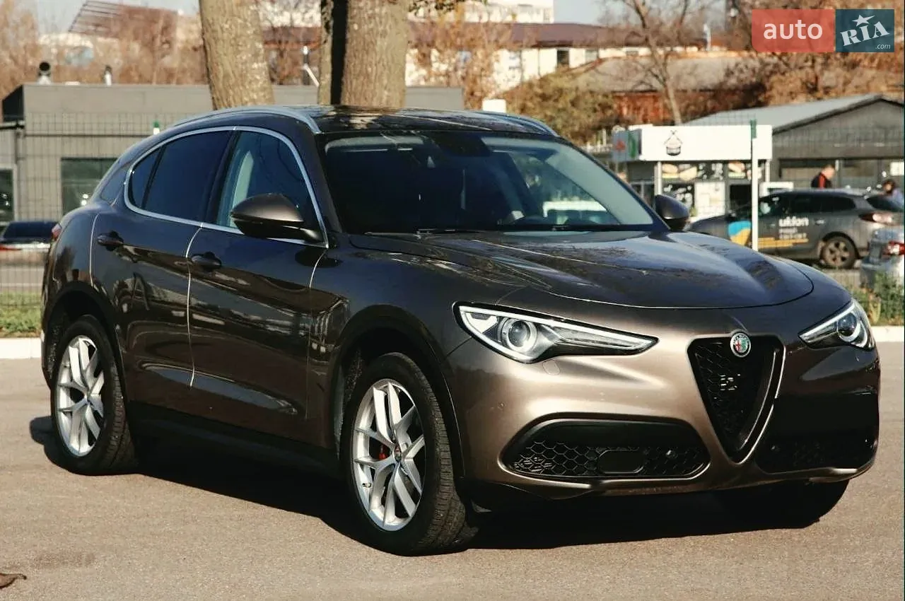 Alfa Romeo Stelvio 2019 photo 2