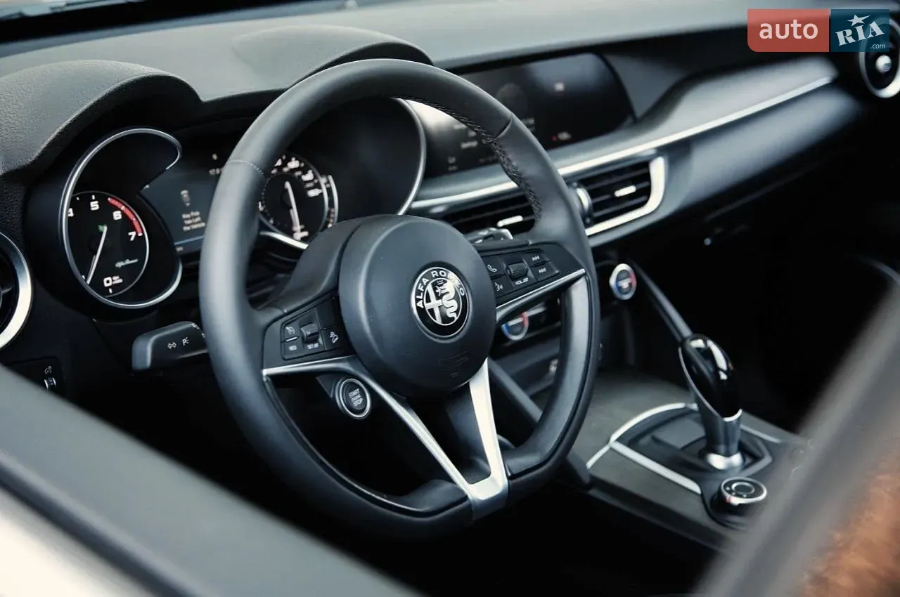 Alfa Romeo Stelvio 2019 photo 5