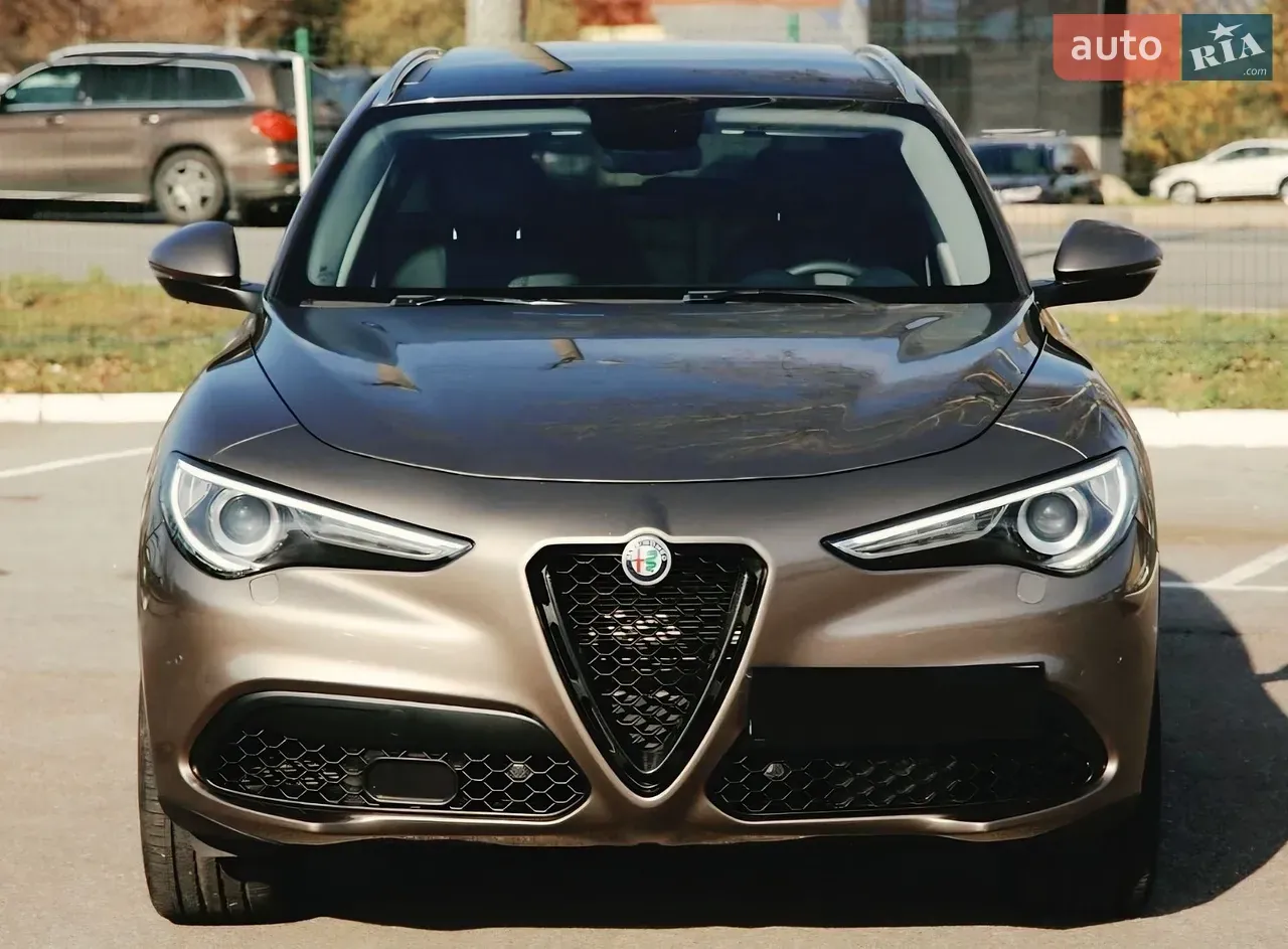Alfa Romeo Stelvio 2019 photo 3