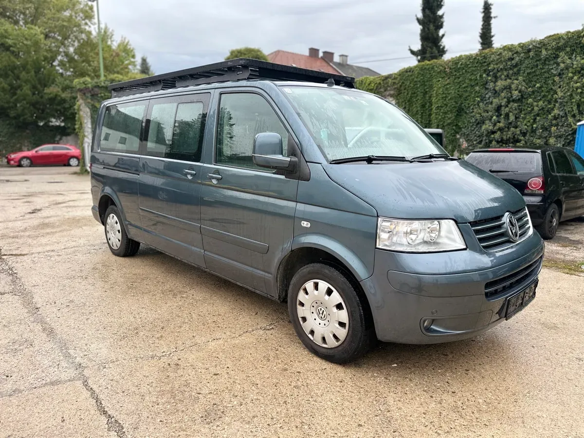 Volkswagen T5 2007 photo 2