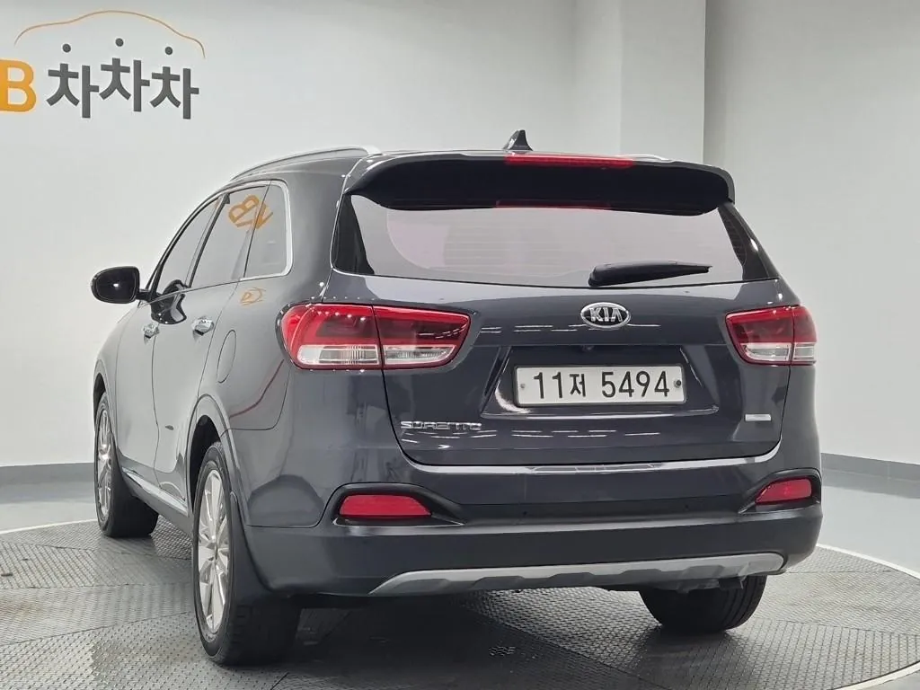Kia Sorento 2015 photo 2