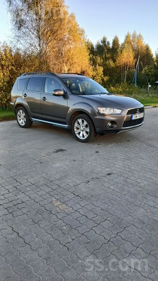 Mitsubishi Outlander