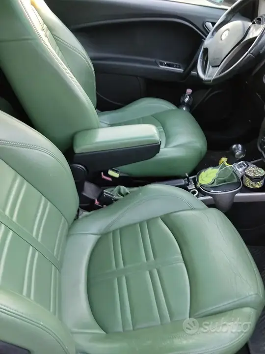 Alfa Romeo Mito 2011 photo 5