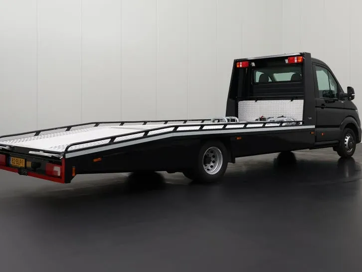 Volkswagen Crafter 2021 photo 2