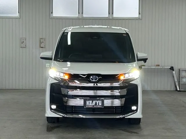 Toyota Corolla Hybrid Sz 2023 photo 5