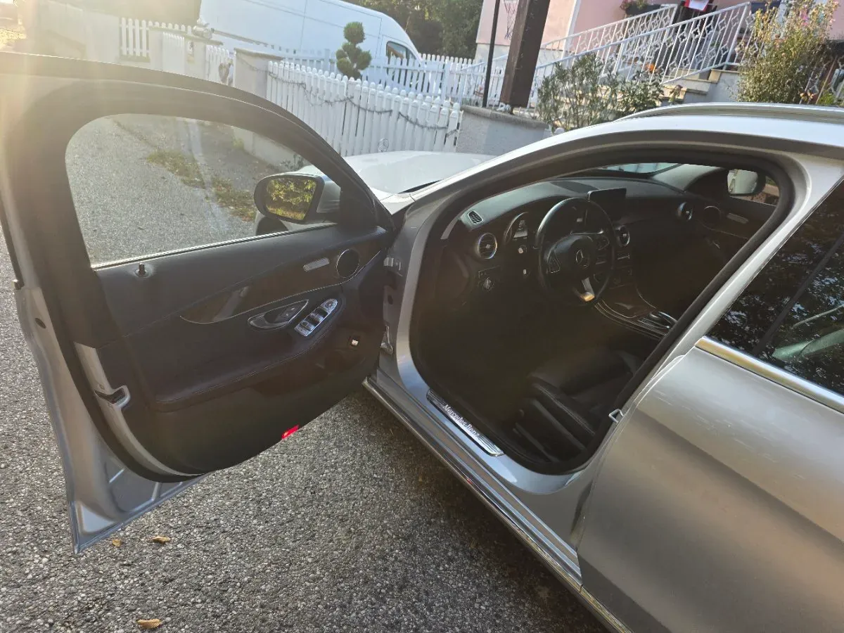 Mercedes-Benz C-Class 2016 photo 2