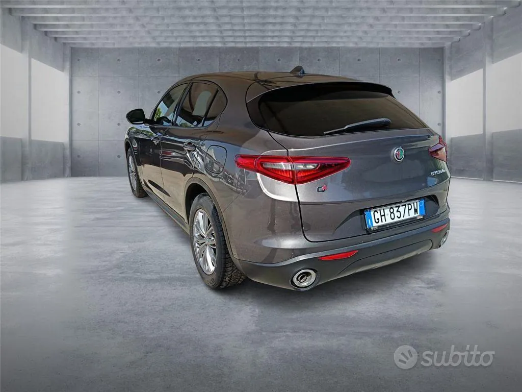 Alfa Romeo Stelvio 2021 photo 4