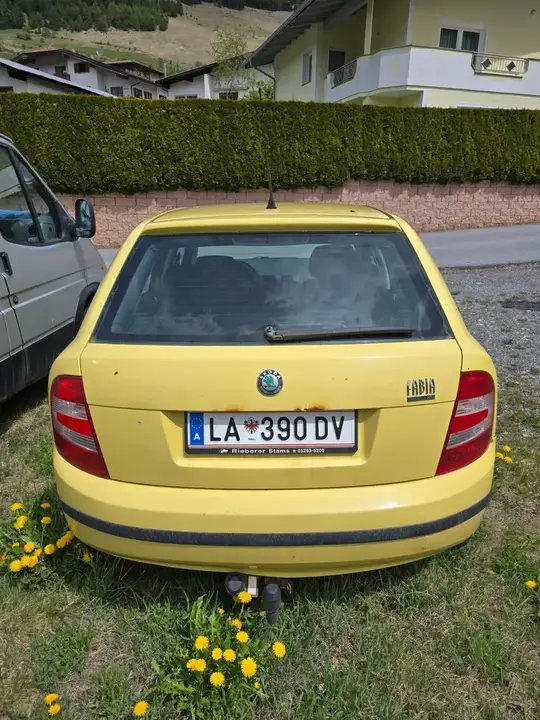 Skoda Fabia 2005 photo 2