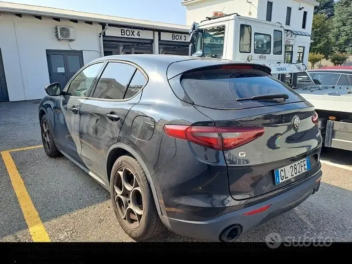 Alfa Romeo Stelvio 2022 photo 3