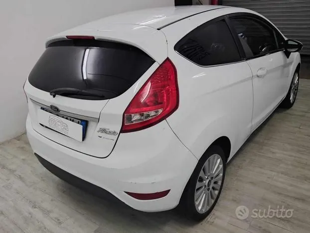 Ford Fiesta 2009 photo 4