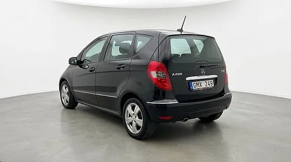 Mercedes-Benz A200 2010 photo 4