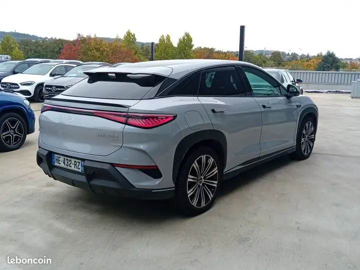 BYD Sealion 7 2024 photo 3