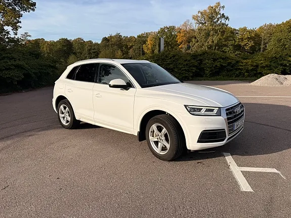 Audi Q5 2018 photo 2