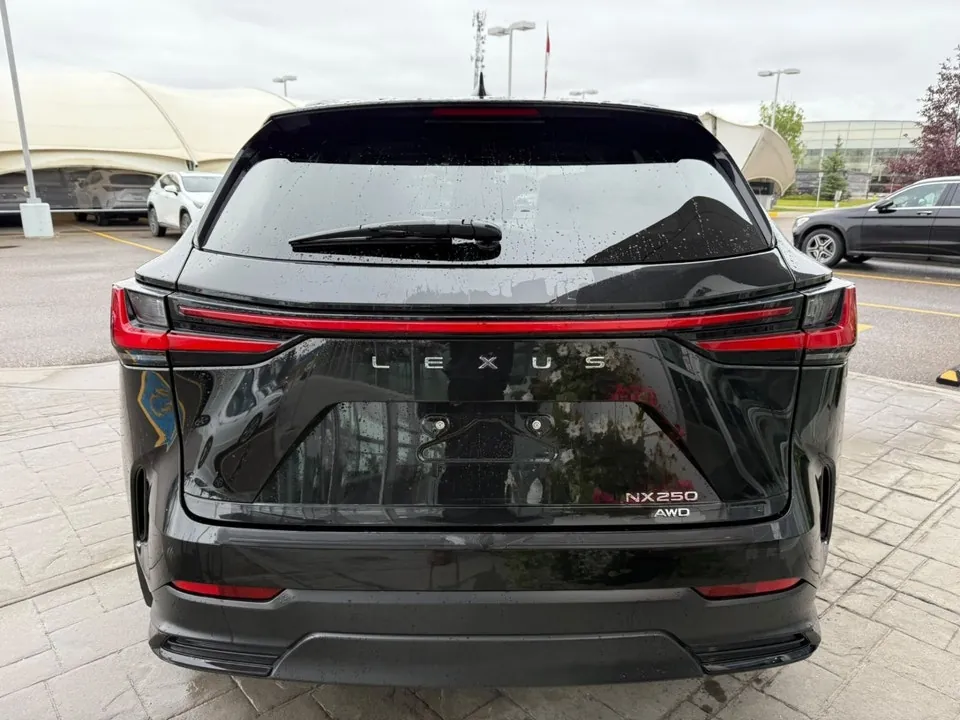 Lexus Nx 2025 photo 3