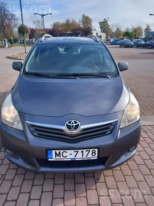 Toyota Corolla Verso