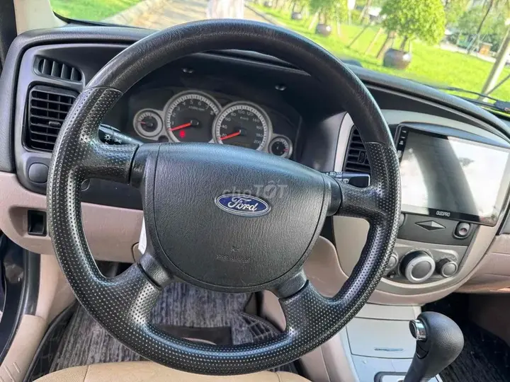 Ford Escape 2008 photo 4