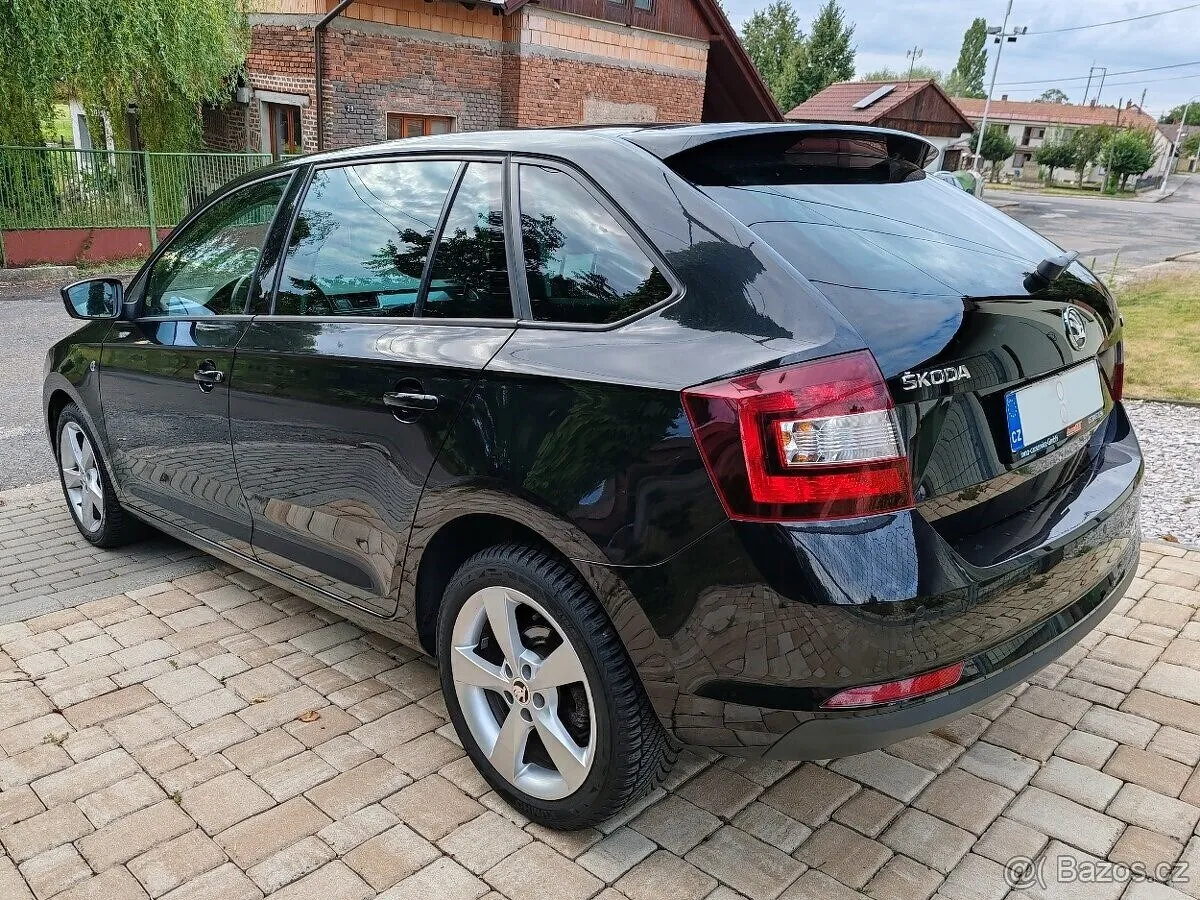 Skoda Rapid photo 2