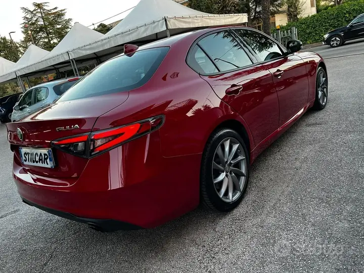 Alfa Romeo Giulia 2024 photo 4