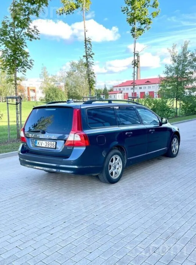 Volvo V70 2009 photo 5