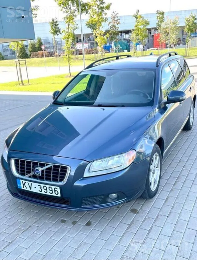 Volvo V70 2009 photo 4
