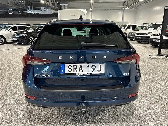 Skoda Octavia 2023 photo 3