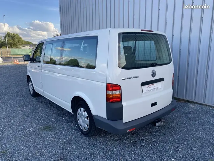 Volkswagen Transporter 2009 photo 3