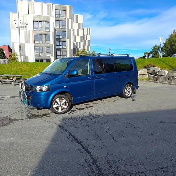 Volkswagen Transporter 2012 photo 2