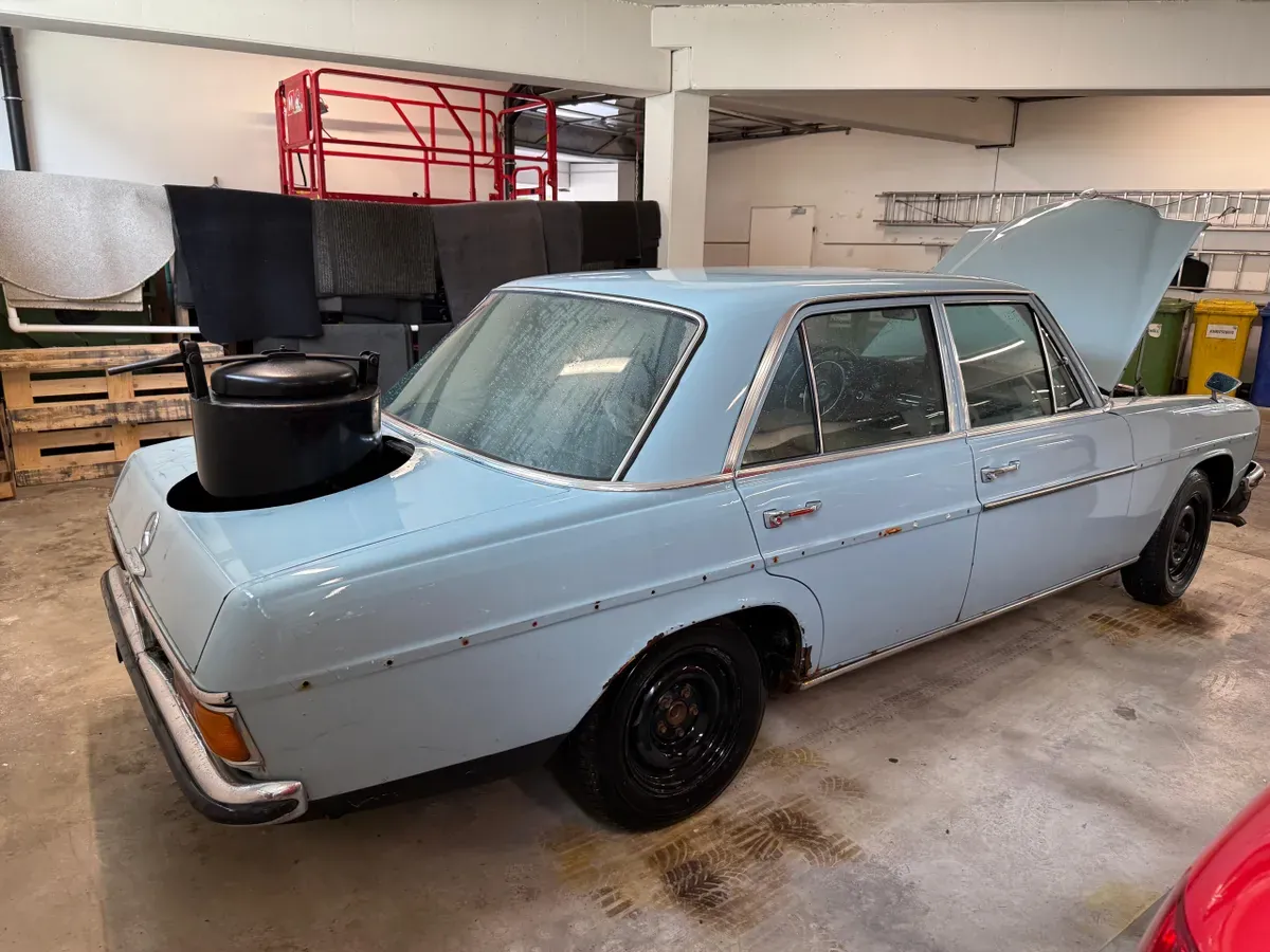 Mercedes-Benz Sonstige 1971 photo 2