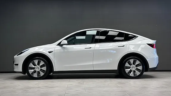 Tesla Model Y 2023 photo 5