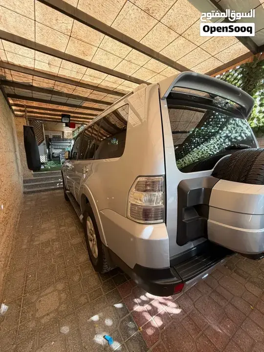Mitsubishi Pajero 2009 photo 4