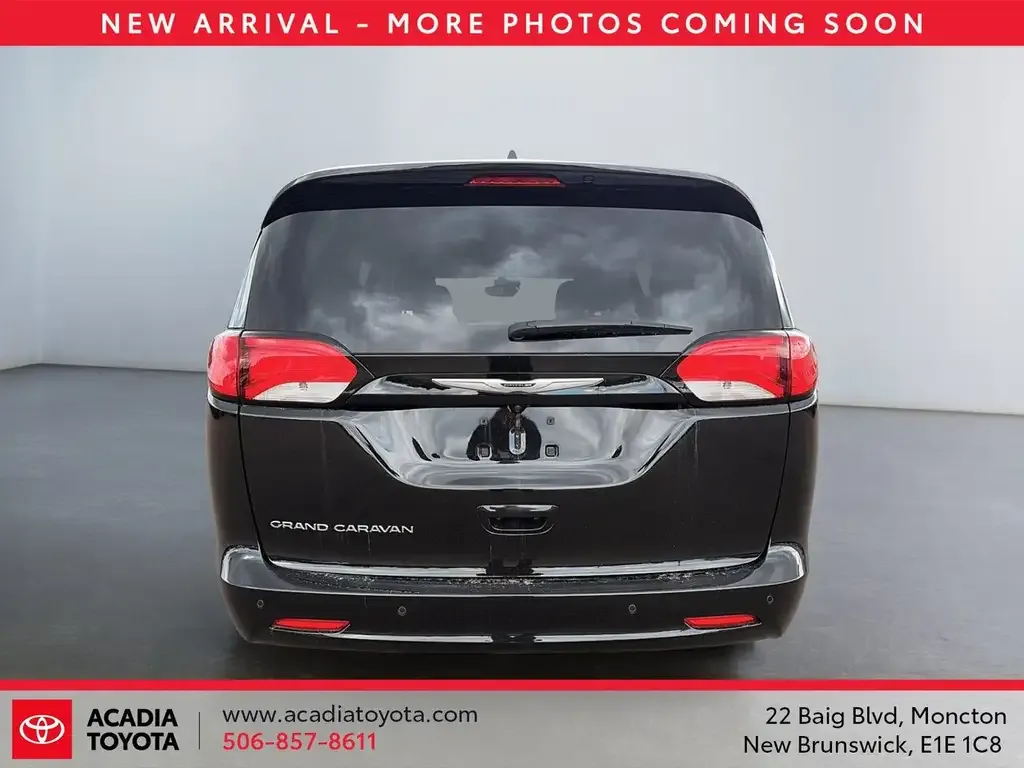 Chrysler Grand Caravan 2024 photo 3