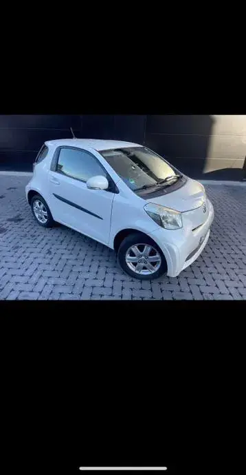 Toyota Iq