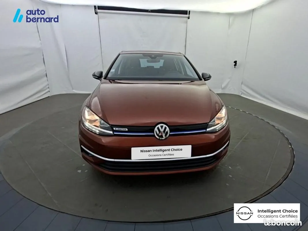 Volkswagen Golf 2019 photo 2