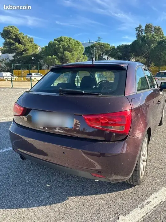 Audi A1 2011 photo 2