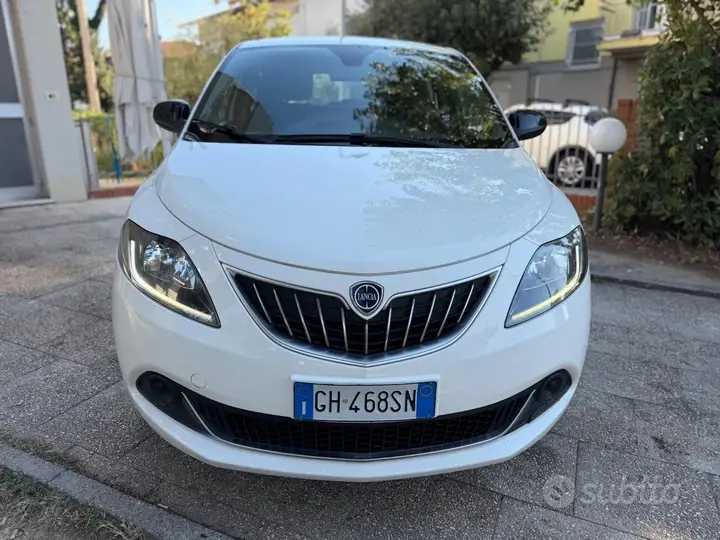 Lancia Ypsilon 2022 photo 5