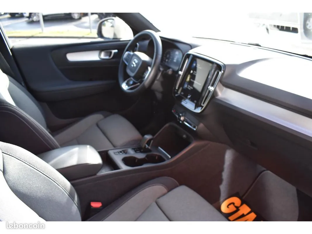 Volvo Xc40 2023 photo 3