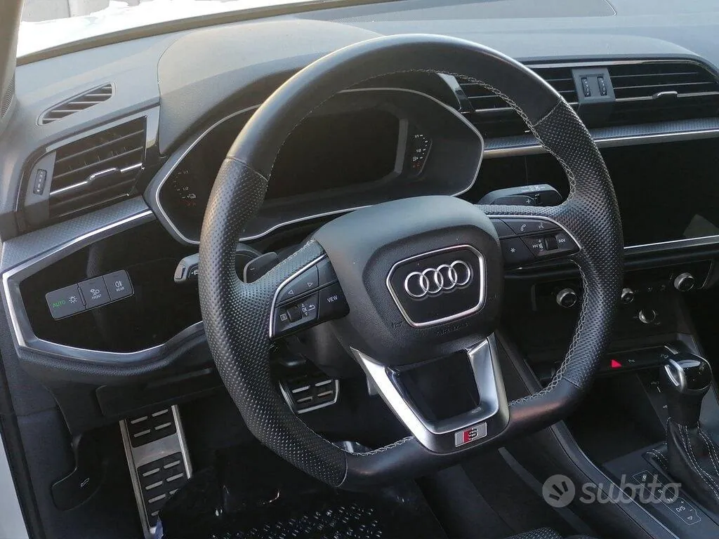 Audi Q3 2022 photo 5