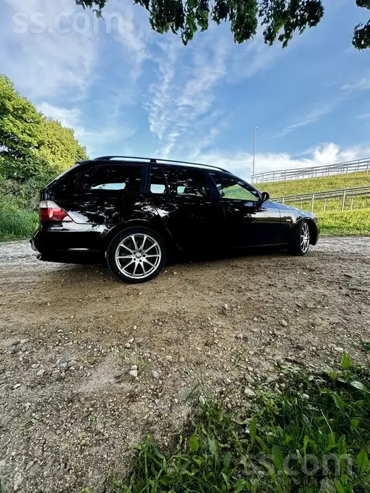 BMW 525 2005 photo 2