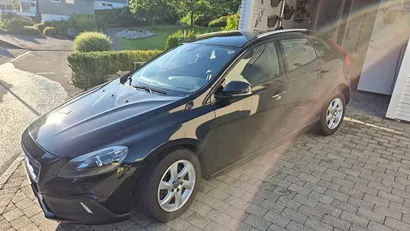 Volvo V40 2016 photo 2