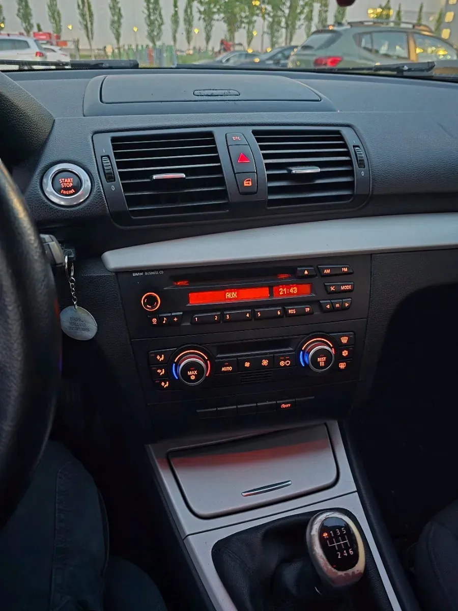 BMW 1 Series 2008 photo 3